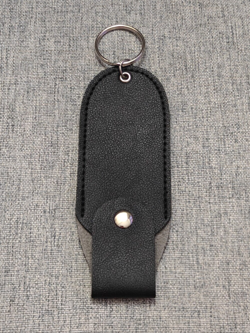 Pack of 3 flip-top keychains
